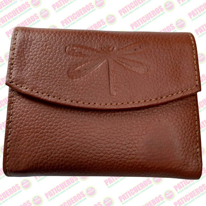 🚨 Producto En Liquidación / Billetera en cuero bovino pequeña – Elegante, práctica y con caja de regalo